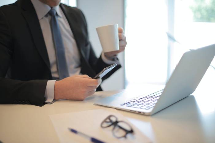 Best Practices on How to Run AGMs Virtually