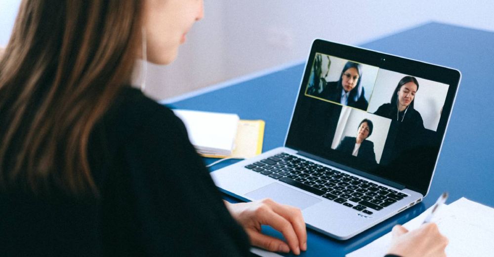 6 Important Things to Consider Before Running Shareholders Meeting Online 6-important-things-to-consider-before-running-shareholders-meeting-online